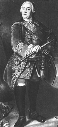 Генерал-фельдмаршал Степан Федорович Апраксин (1702—1758). Портрет работы неизвестного художника. 1750-е гг. (Местонахождение неизвестно, до 1917 г. находился в имении Апраксиных 'Ольгово'). Образец, 'неуставного' мундира.